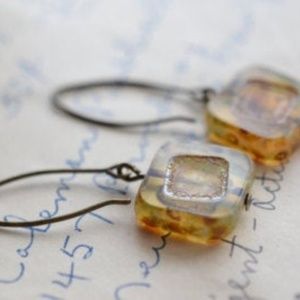 Brown Tortoise Neo Vintage Earrings